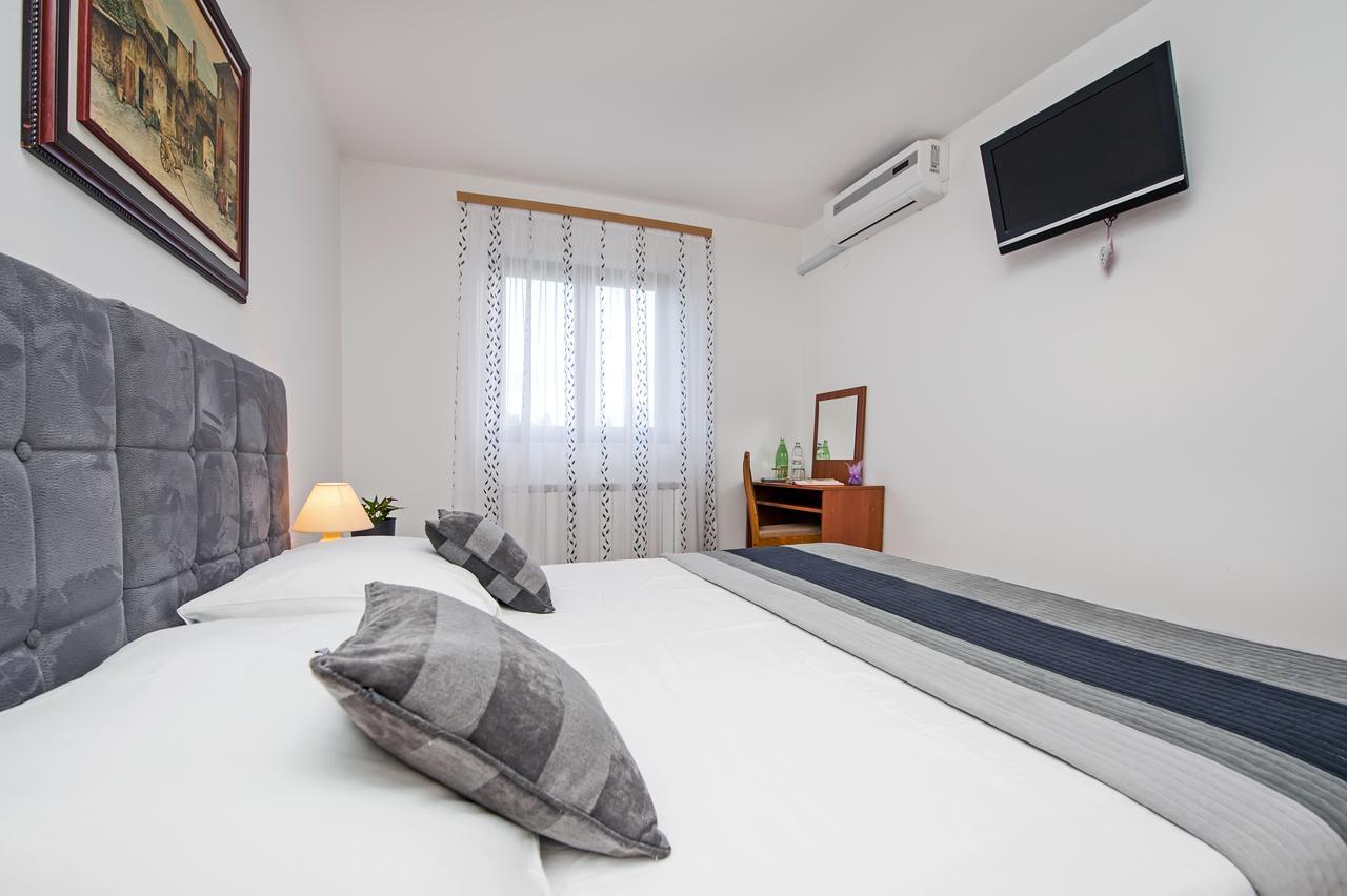 Ladonja Bb Rooms, Family Run Bed & Breakfast Rovinjsko Selo Exteriér fotografie